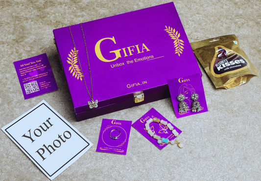 Gifia Personalized Sound Box with Gifts
